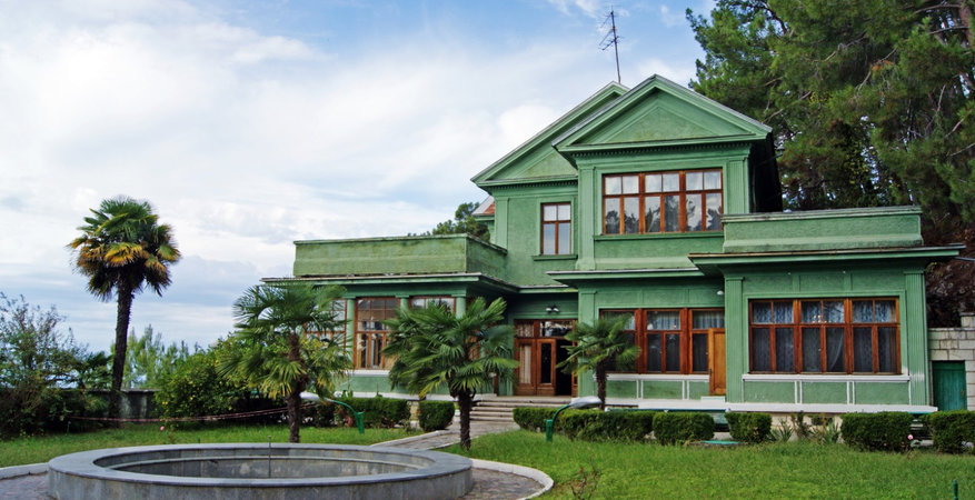 Dacha-Stalina-v-Abhazii